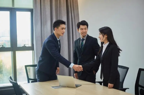 招聘面试中的常见岗位:你适合哪一类工作?(图2) 招聘面试中的常见岗位:你适合哪一类工作?(图2)