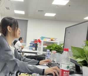 掌握求职必备技巧:简历制作、面试问题与实习机会全解析(图2) 掌握求职必备技巧:简历制作、面试问题与实习机会全解析(图2)