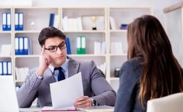 HR私下透露：简历出现这3个词，一秒进垃圾桶！别再自己坑自己了！(图1)